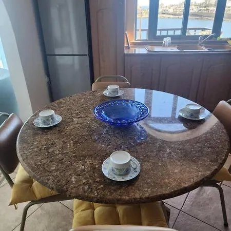 Daire Seafront 2 Bedroom *