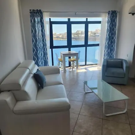 Seafront 2 Bedroom Apartment
