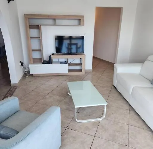 Apartament Seafront 2 Bedroom *